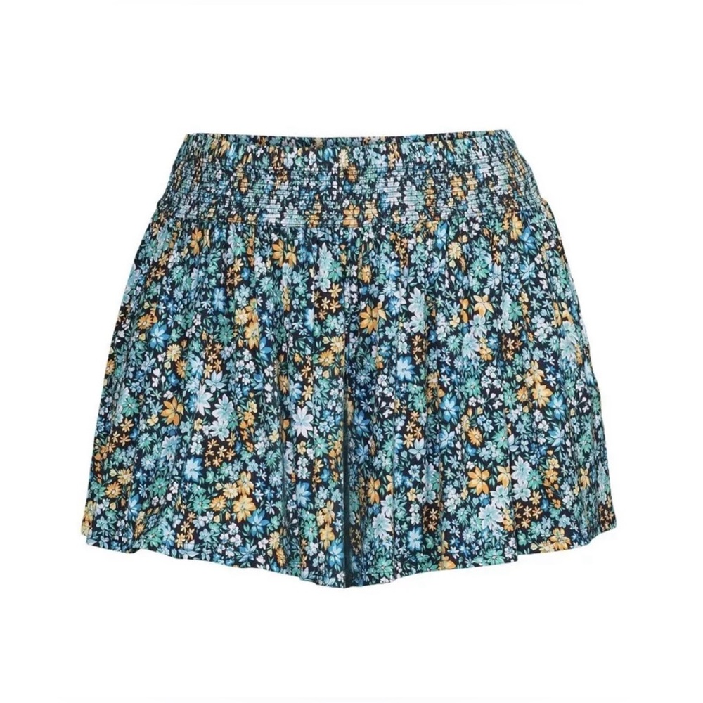 Women's Terra & Sky Blue Floral pull on high rise Shorts Size 1X
